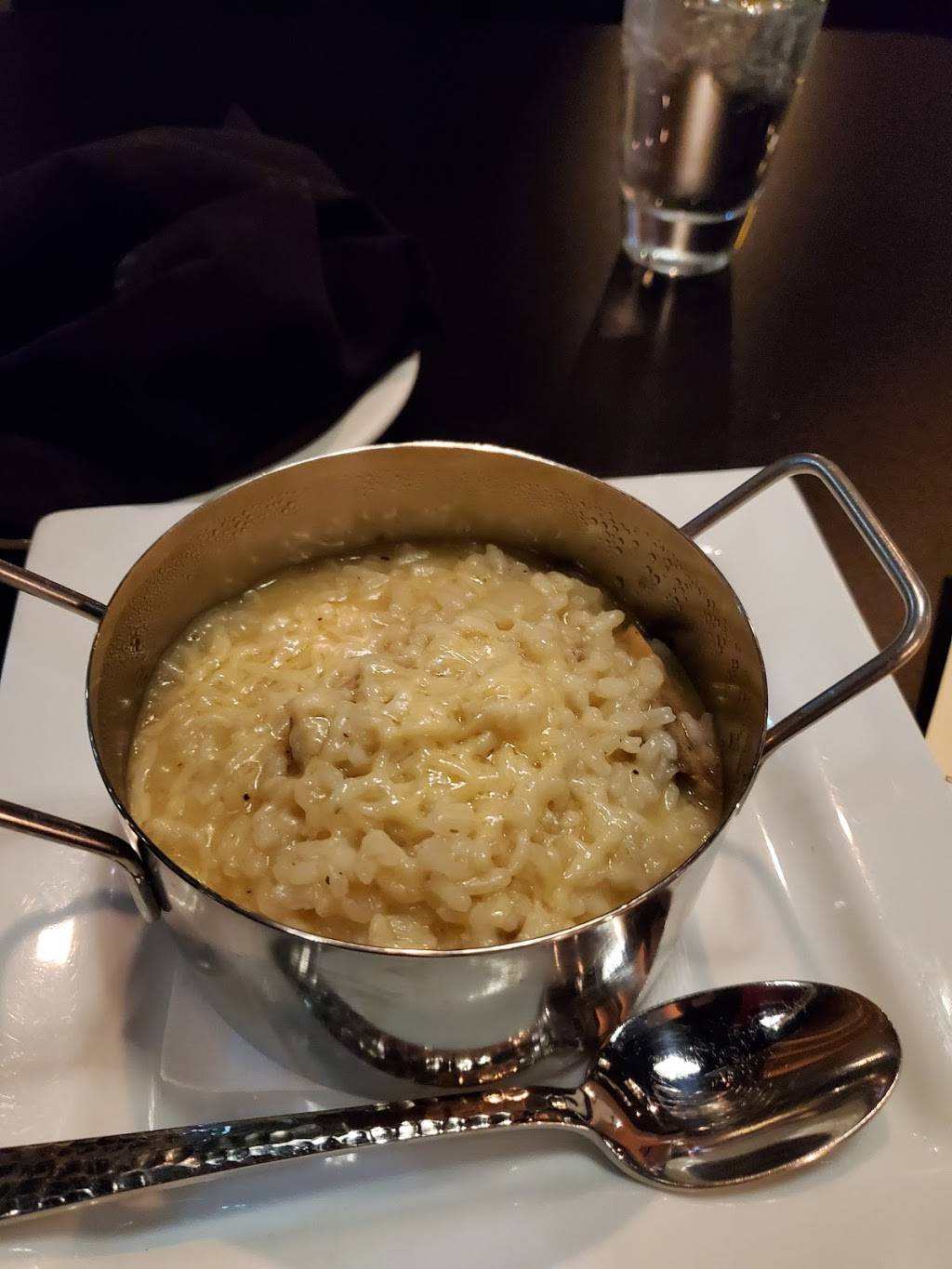 The Standard | restaurant | 4548 Main St, Snyder, NY 14226, USA | 7163818252 OR +1 716-381-8252