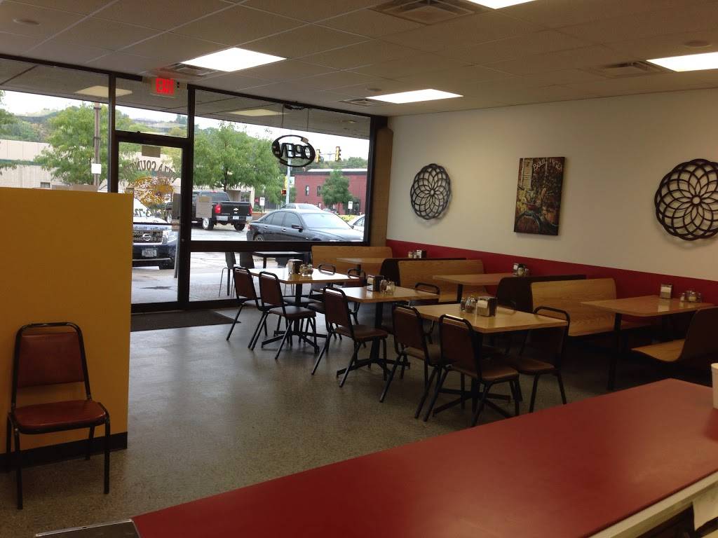 Pizza Counter | meal delivery | 225 W Broadway, Council Bluffs, IA 51503, USA | 7123237245 OR +1 712-323-7245