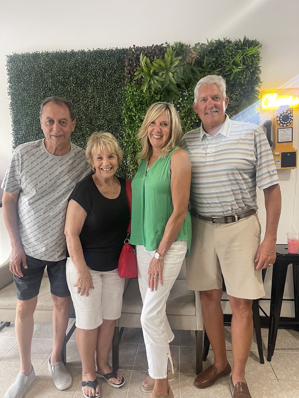 Haus De La Vie | restaurant | 1342 Douglas Ave Suite 4, North Providence, RI 02904, USA | 4015377180 OR +1 401-537-7180