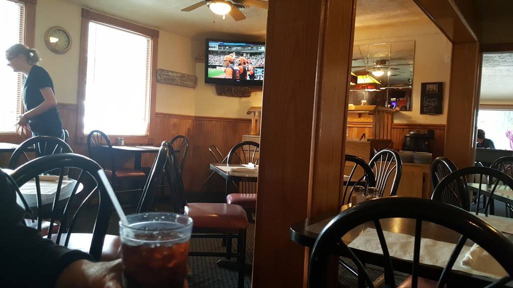 Romans IV Restaurant & Lounge | restaurant | 1409 Hubbard Rd, Madison, OH 44057, USA | 4404287272 OR +1 440-428-7272