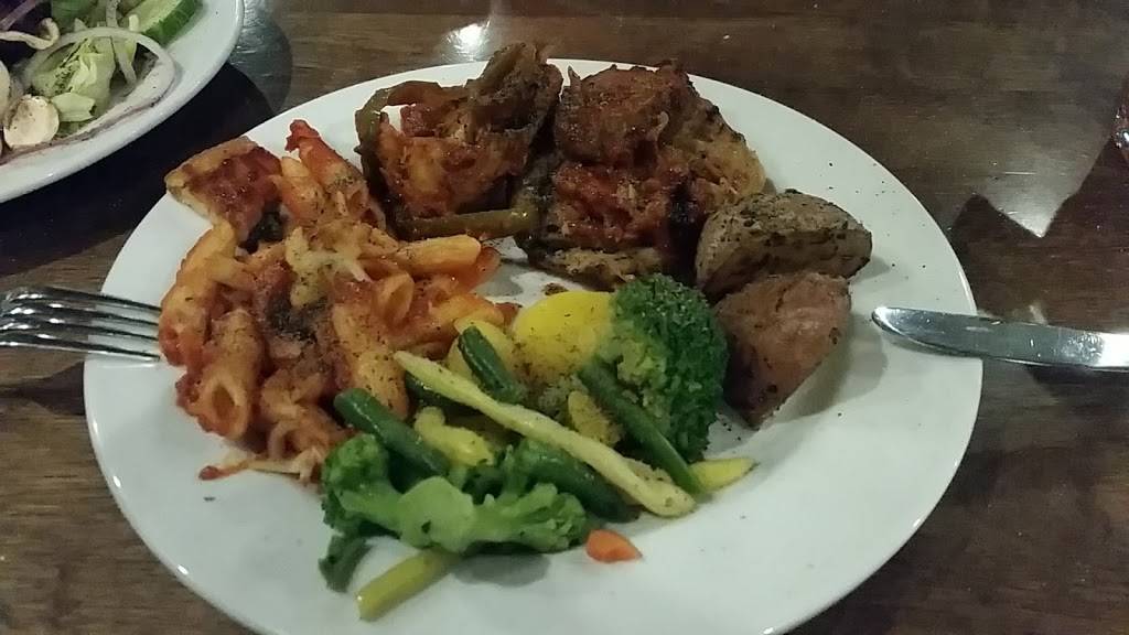 Frescos Euro Grille | restaurant | Ridley Heights Plaza, 100 4th Avenue Louth, St. Catharines, ON L2S 3P3, Canada | 9056878088 OR +1 905-687-8088