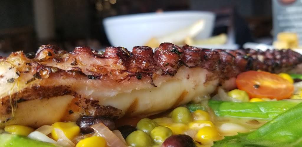 Sur La Baie | restaurant | 3099 Emmons Ave, Brooklyn, NY 11235, USA | 7189757787 OR +1 718-975-7787