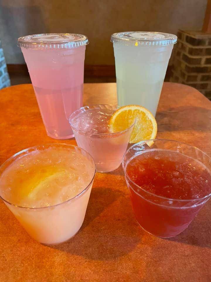 Vinnies Seafood | restaurant | 2220 Meeting St, North Charleston, SC 29405, USA | 8438054169 OR +1 843-805-4169