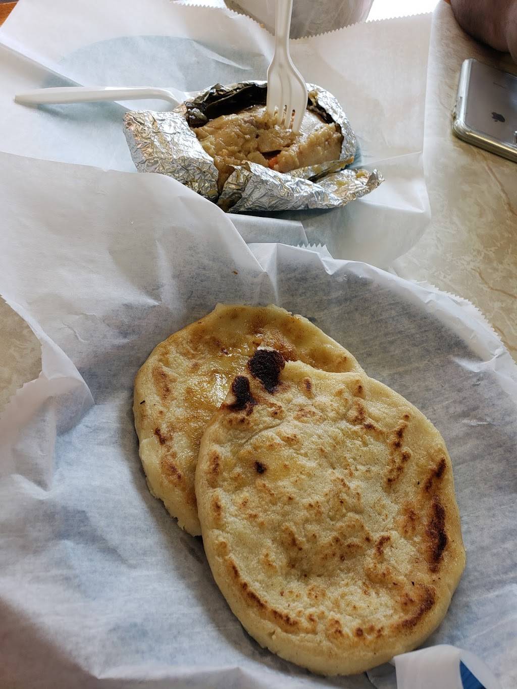 Las Canastillas Restaurant / Pupuseria | restaurant | 326 Broad St, Newark, NJ 07104, USA | 9734851763 OR +1 973-485-1763