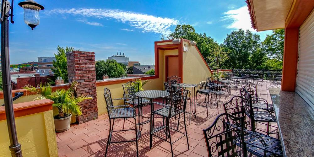 Teocali | restaurant | 2512 Holmes St, Kansas City, MO 64108, USA | 8162214749 OR +1 816-221-4749