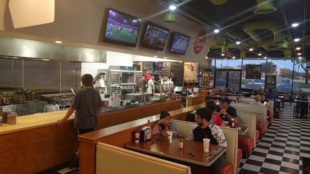 MOOYAH Burgers, Fries & Shakes | restaurant | 6100 K Ave #104c, Plano, TX 75074, USA | 9724244666 OR +1 972-424-4666