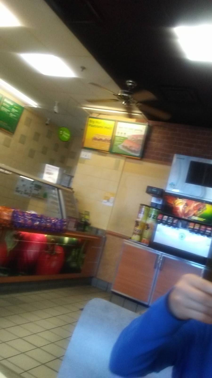 Subway | meal takeaway | 5546 Camino Al Norte Suite 7, North Las Vegas, NV 89031, USA | 7026579425 OR +1 702-657-9425