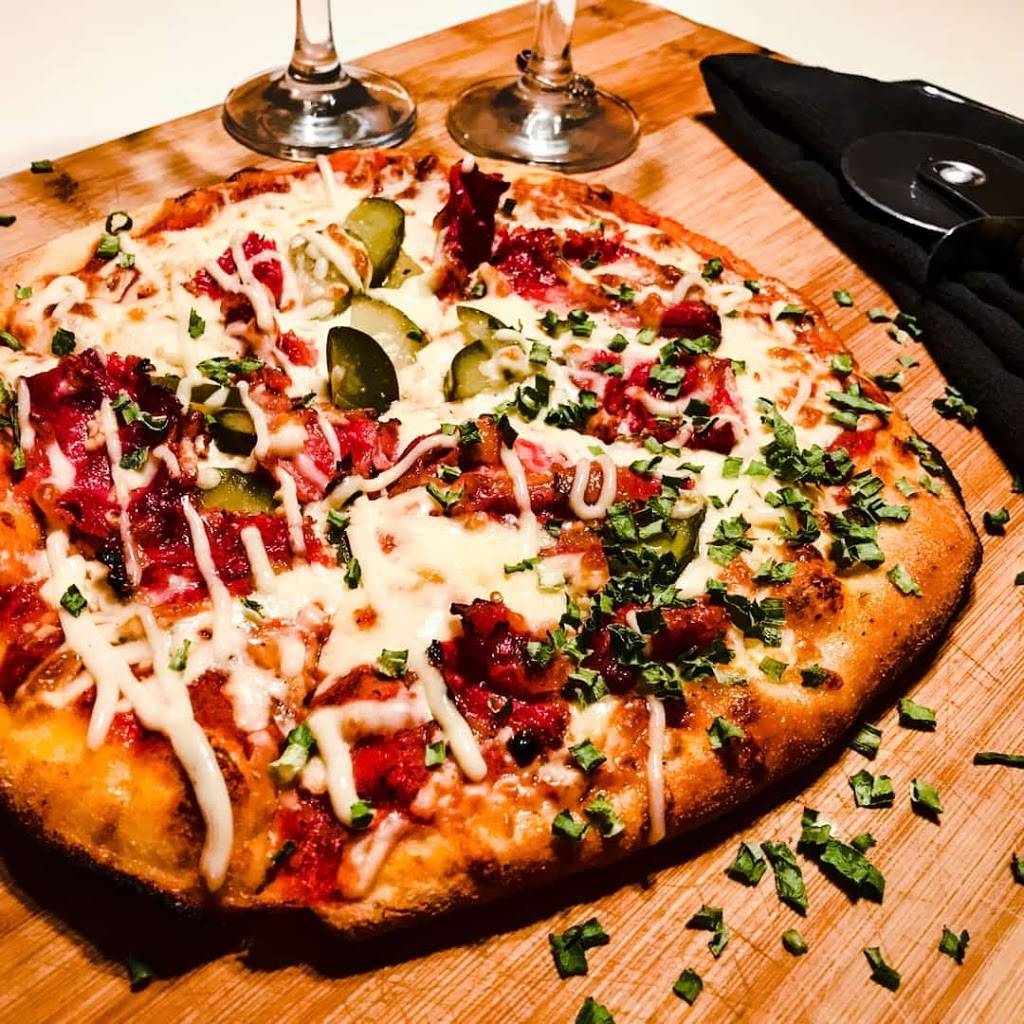 Bistro 360 | restaurant | 3353 Rue Ontario E, Montréal, QC H1W 1P8, Canada | 5143791809 OR +1 514-379-1809