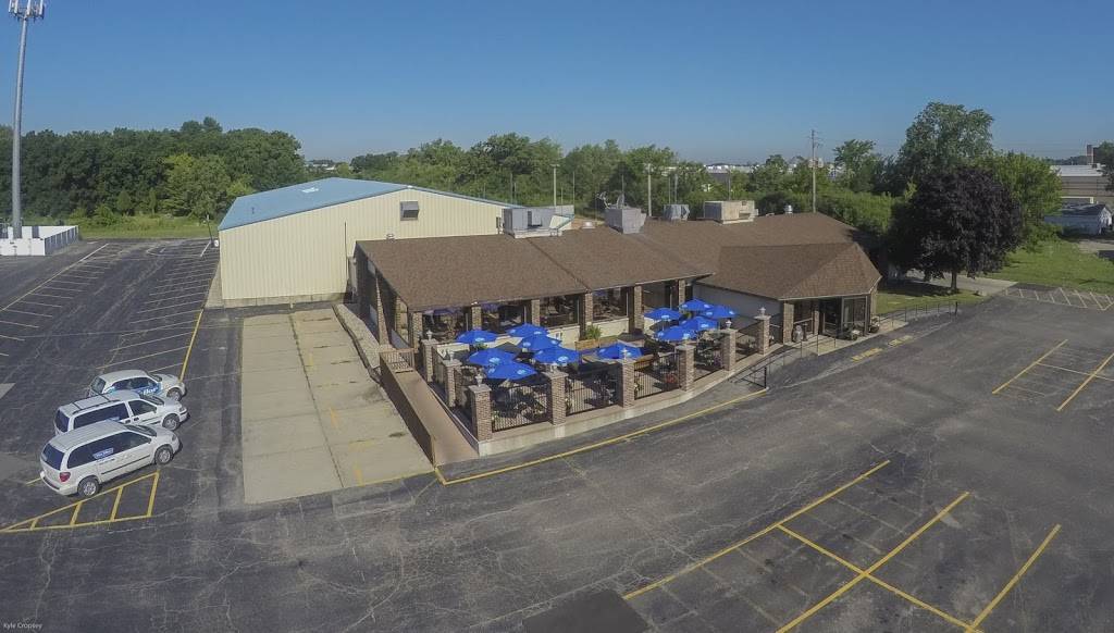 The Bar - Oshkosh | restaurant | 825 N Washburn St, Oshkosh, WI 54904, USA | 9202323566 OR +1 920-232-3566