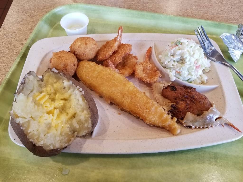 Captain Ds | restaurant | 2230 Carmack Blvd, Columbia, TN 38401, USA | 9313889530 OR +1 931-388-9530