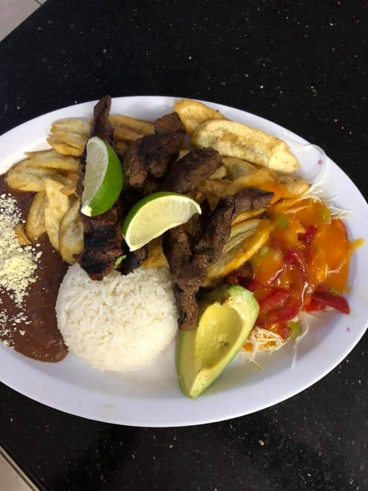 Restaurante La Ceibita | restaurant | 9510 Beechnut St ste l, Houston, TX 77036, USA | 3462232132 OR +1 346-223-2132