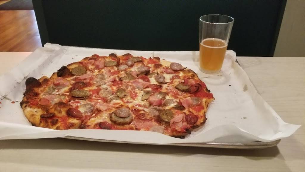 Frank Pepe Pizzeria Napoletana | restaurant | 221 Buckland Hills Dr, Manchester, CT 06042, USA | 8606447333 OR +1 860-644-7333