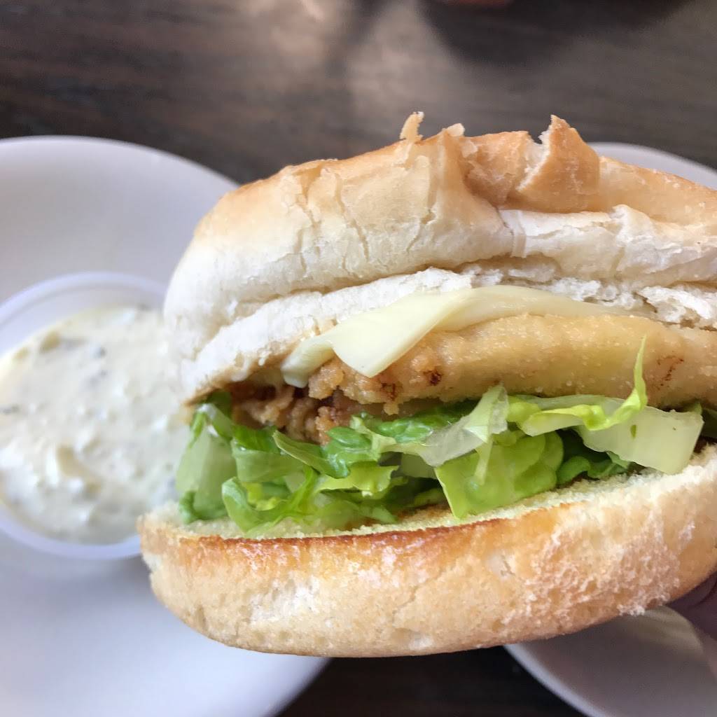 Turks Seafood Restaurant | meal takeaway | 425 Captain Thomas Blvd, West Haven, CT 06516, USA | 2039334552 OR +1 203-933-4552