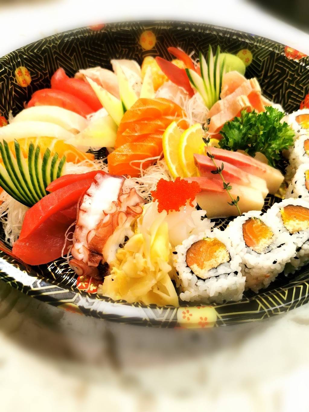 Asian Bay | restaurant | 900 Don Mills Rd, North York, ON M3C 1V6, Canada | 4164456508 OR +1 416-445-6508