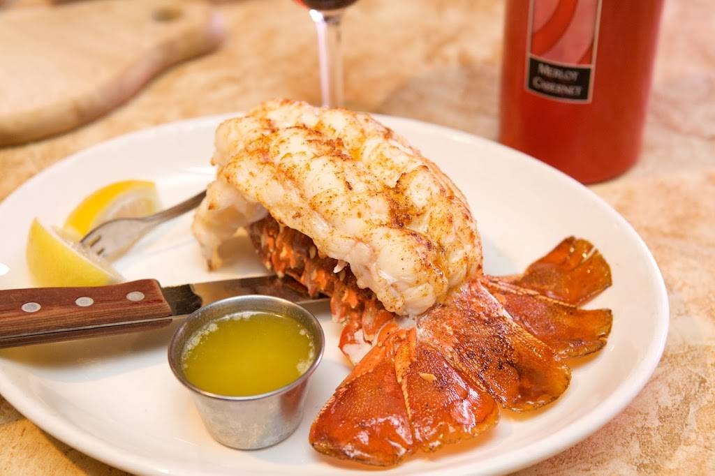 Nunzios Restaurant | restaurant | 5800 N 2nd St, Loves Park, IL 61111, USA | 8156335000 OR +1 815-633-5000