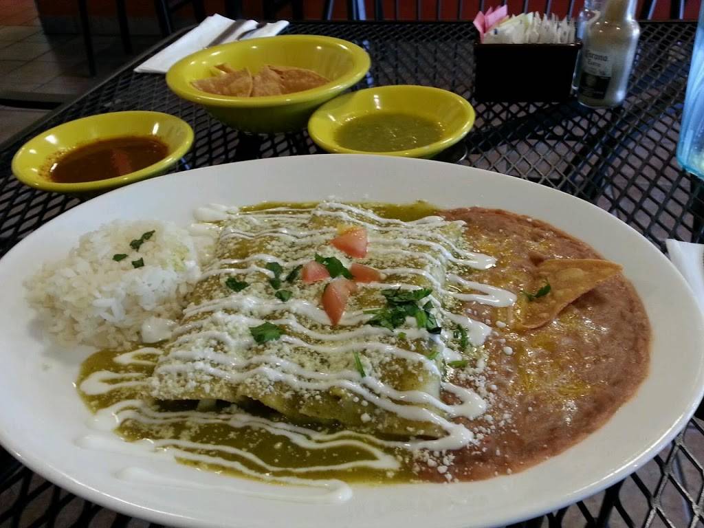 Rockin Grill Cochina | restaurant | 17602 17th St, Tustin, CA 92780, USA | 7145081515 OR +1 714-508-1515