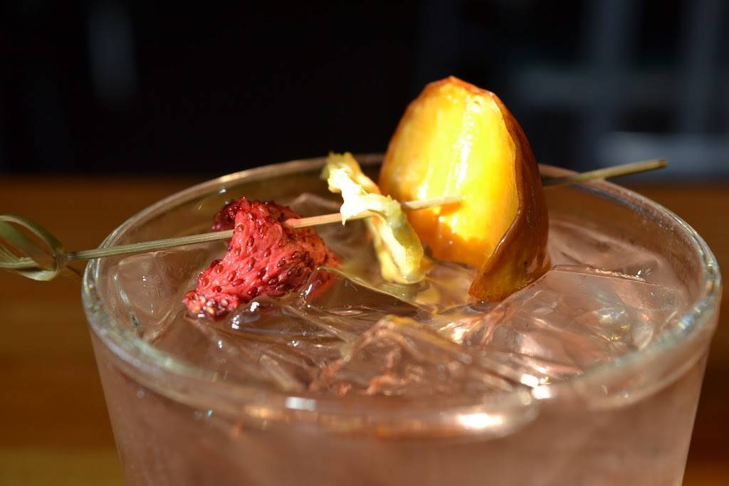 Hatties Hat Restaurant | restaurant | 5231 Ballard Ave NW, Seattle, WA 98107, USA | 2067840175 OR +1 206-784-0175