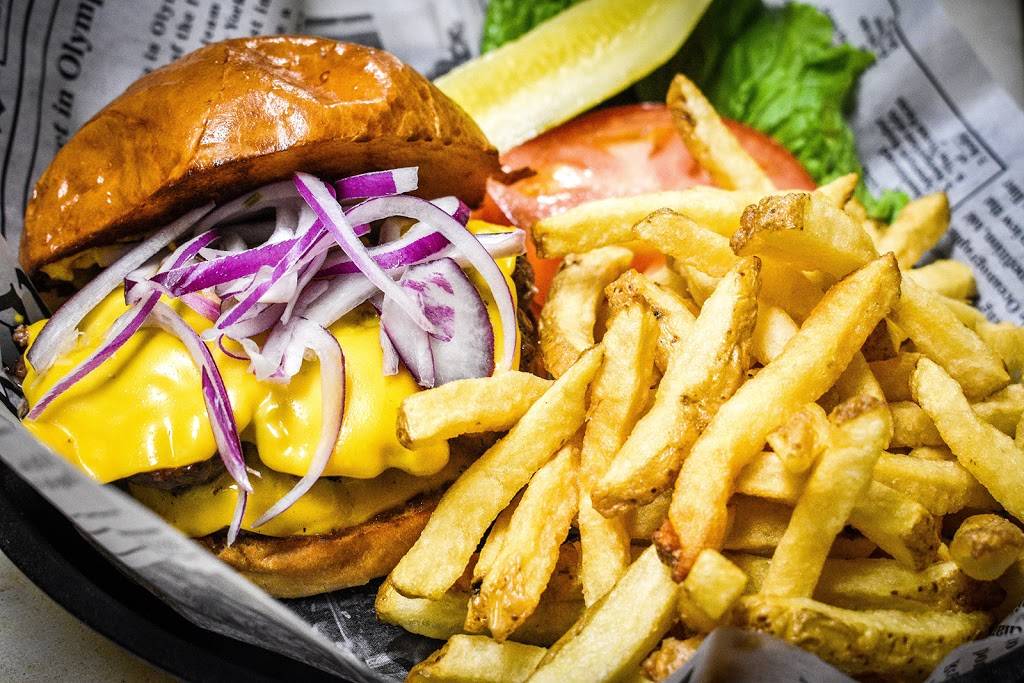 Gritty McDuffs | restaurant | 396 Fore St, Portland, ME 04101, USA | 2077722739 OR +1 207-772-2739