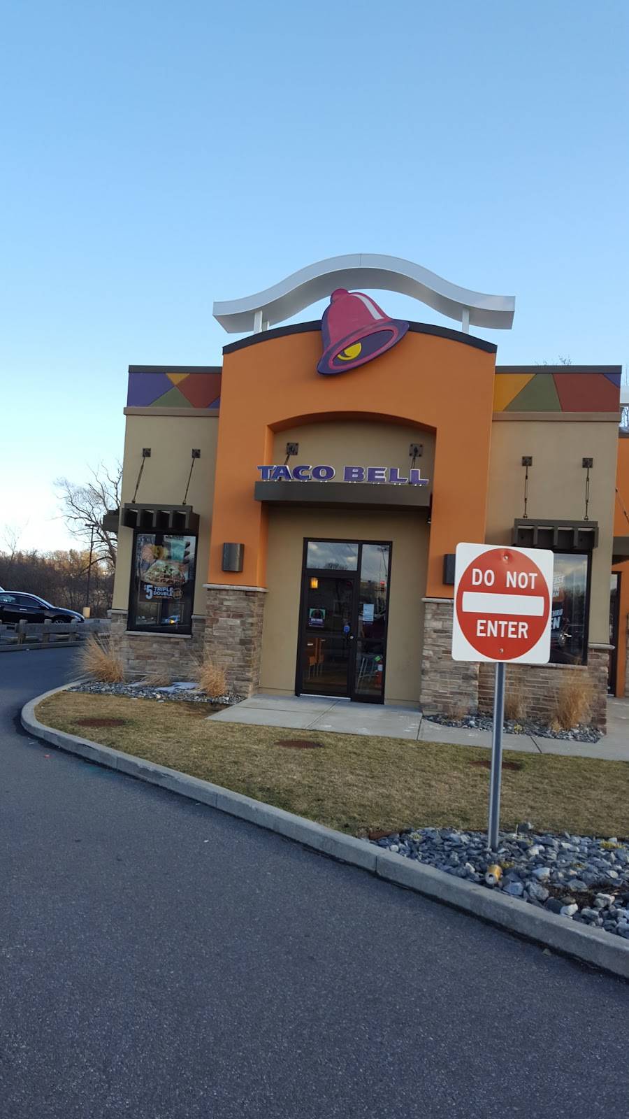 Burger King | restaurant | 184 Endicott St, Danvers, MA 01923, USA | 9787628404 OR +1 978-762-8404