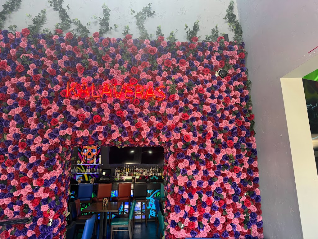 Kalaveras | restaurant | 167 S Main St, Orange, CA 92868, USA | 7143633581 OR +1 714-363-3581