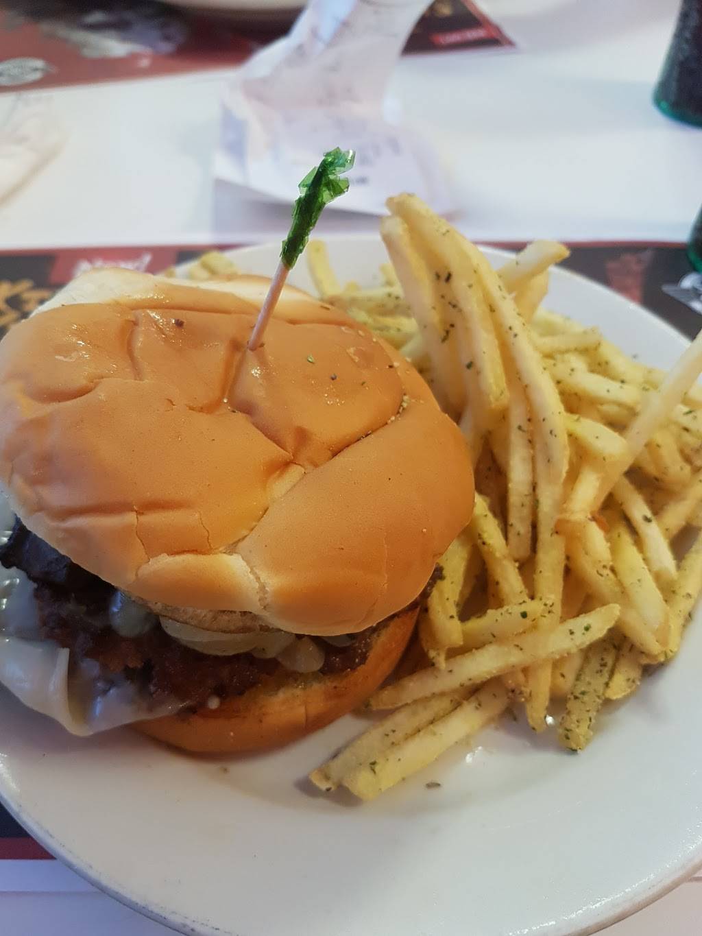 Steak n Shake | restaurant | 1471 N Westwood Blvd, Poplar Bluff, MO 63901, USA | 5737856111 OR +1 573-785-6111