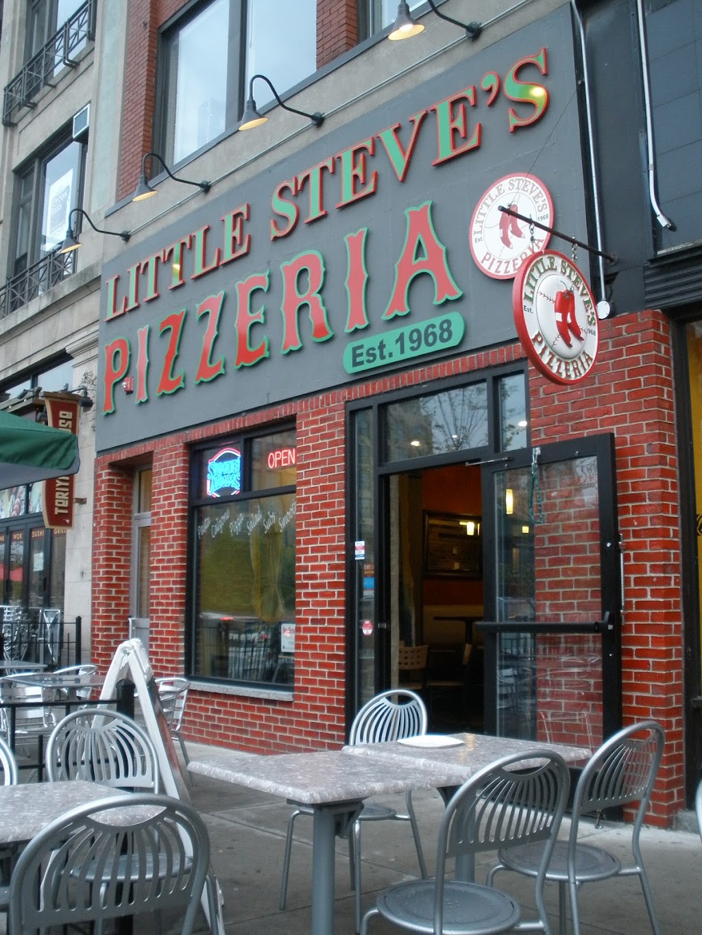 Little Steves Pizzeria | meal takeaway | 1114 Boylston St, Boston, MA 02215, USA | 6172665566 OR +1 617-266-5566