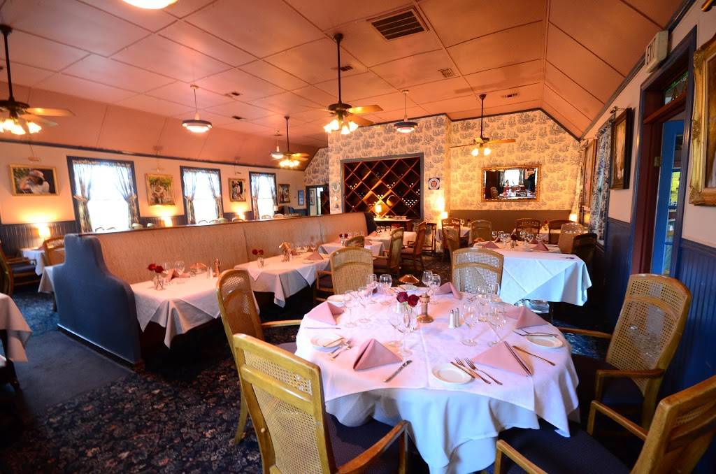 Chez Nous | restaurant | 217 S Avenue G, Humble, TX 77338, USA | 2814466717 OR +1 281-446-6717