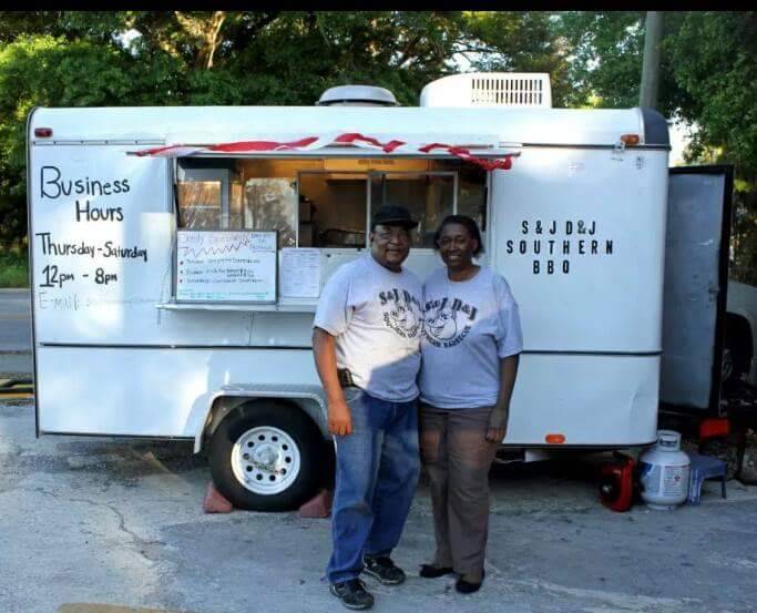 S&J D&J Southern BBQ | restaurant | W, 715 US-92, Seffner, FL 33584, USA | 5612679800 OR +1 561-267-9800