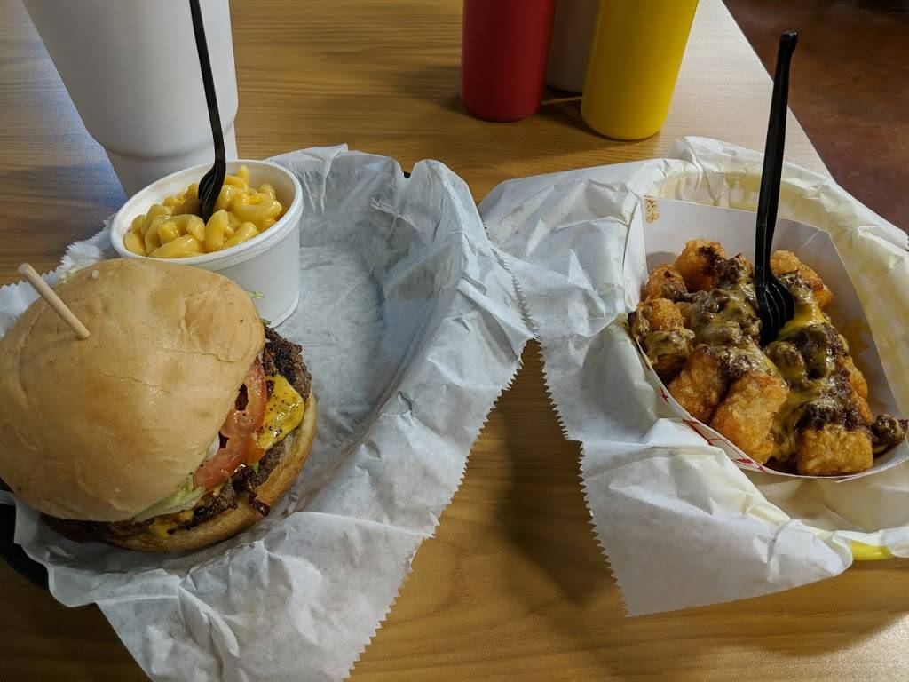 Boompas Burgers | restaurant | 8298 US-277, Elgin, OK 73538, USA | 5804542442 OR +1 580-454-2442