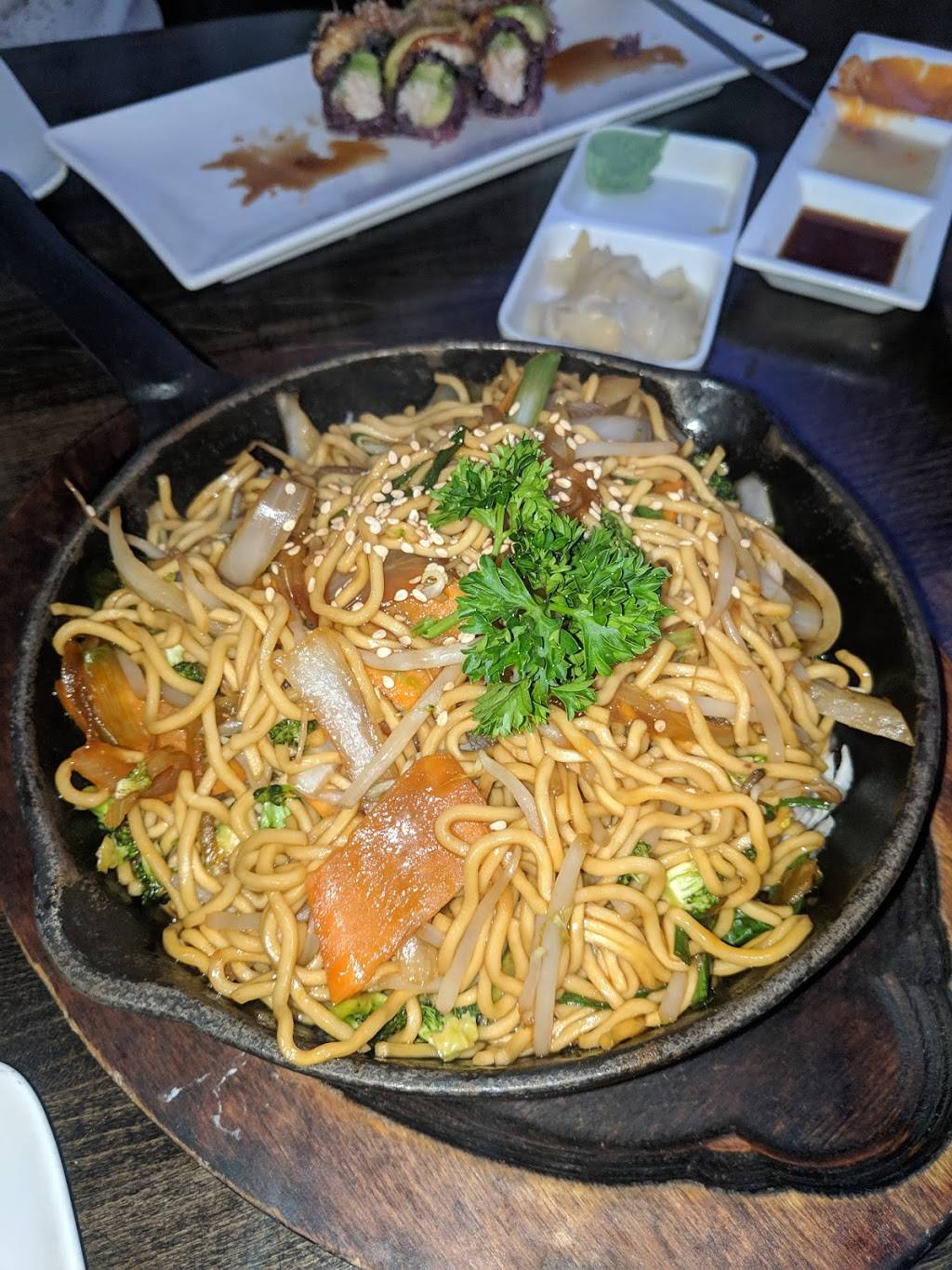 Toro Fusion Grill | restaurant | 9000 Ming Ave, Bakersfield, CA 93311, USA | 6616637878 OR +1 661-663-7878