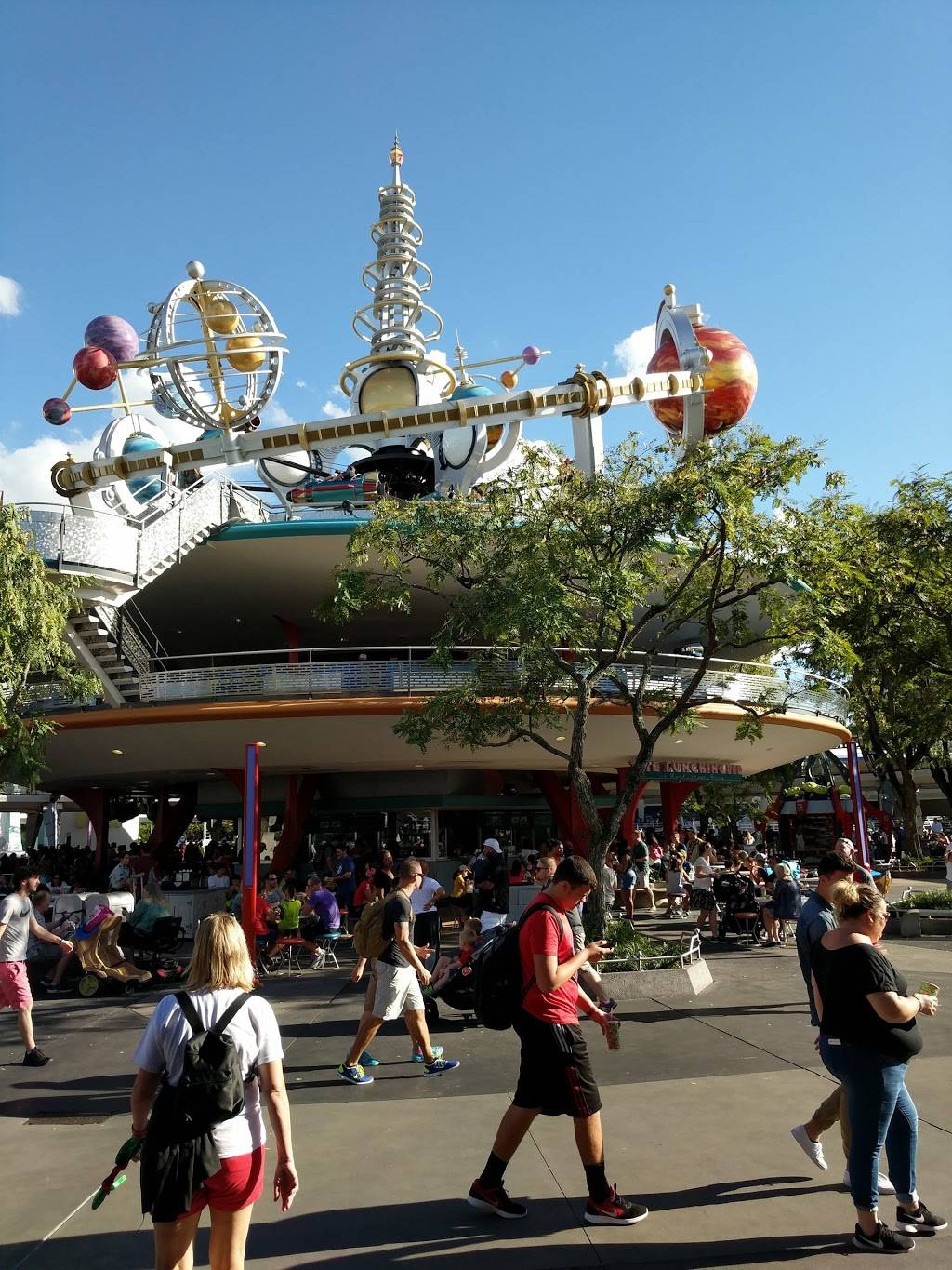 The Lunching Pad | restaurant | 1180 Seven Seas Drive, Orlando, FL 32836, USA | 4079393463 OR +1 407-939-3463