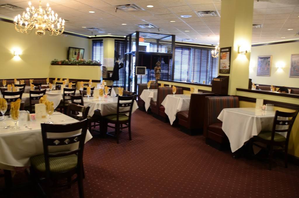 Shalimar Indian Restaurant | restaurant | 1850 S Hurstbourne Pkwy #125, Louisville, KY 40220, USA | 5024938899 OR +1 502-493-8899