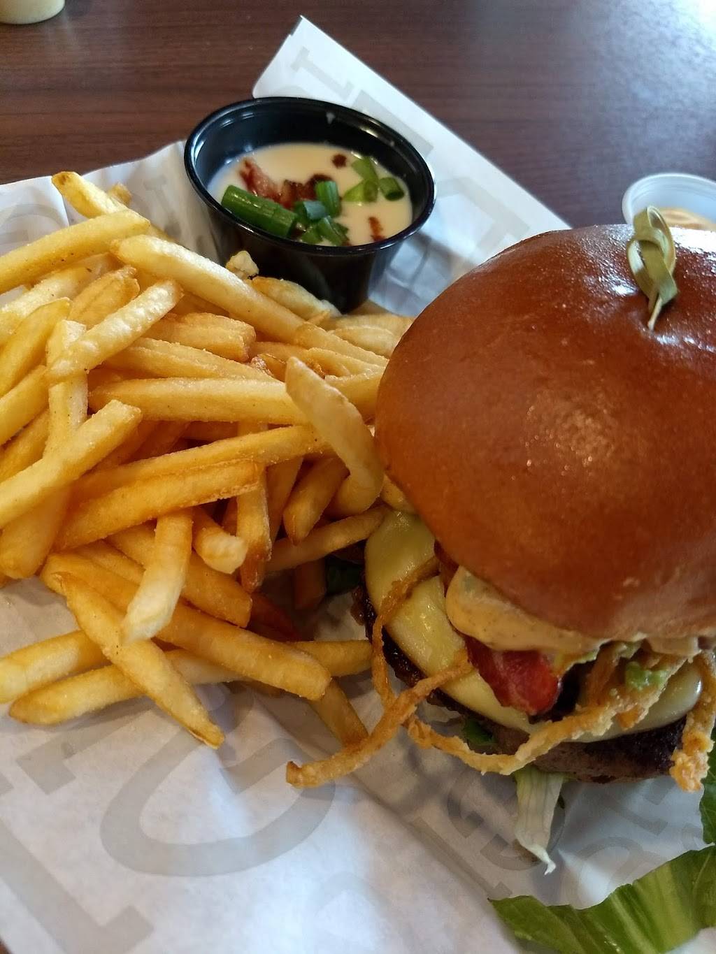 Burger 21 | restaurant | 14825 Ballantyne Village Way #160, Charlotte, NC 28277, USA | 7049005645 OR +1 704-900-5645