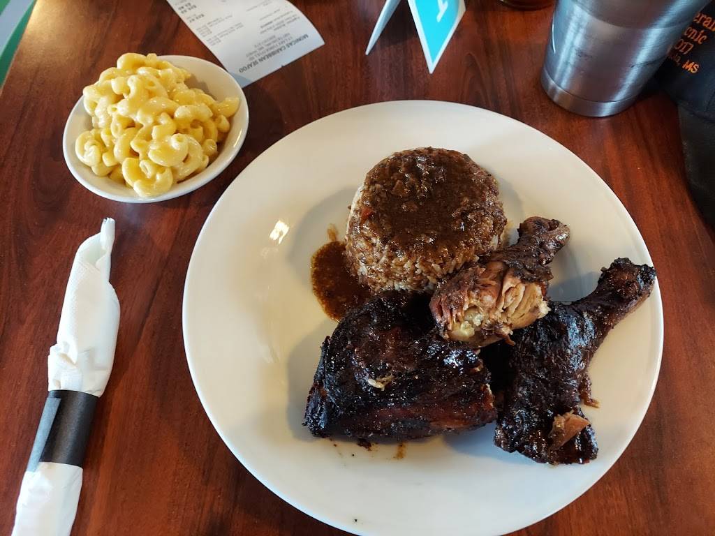 Monicas Caribbean Seafood | restaurant | 11 Lake Forgetful, Hattiesburg, MS 39402, USA | 6013365095 OR +1 601-336-5095