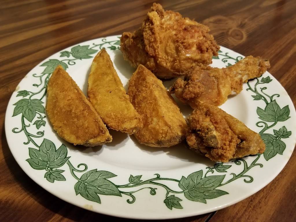 Checkers Pizza | restaurant | 302 N Seltzer St, Crestline, OH 44827, USA | 4196831360 OR +1 419-683-1360