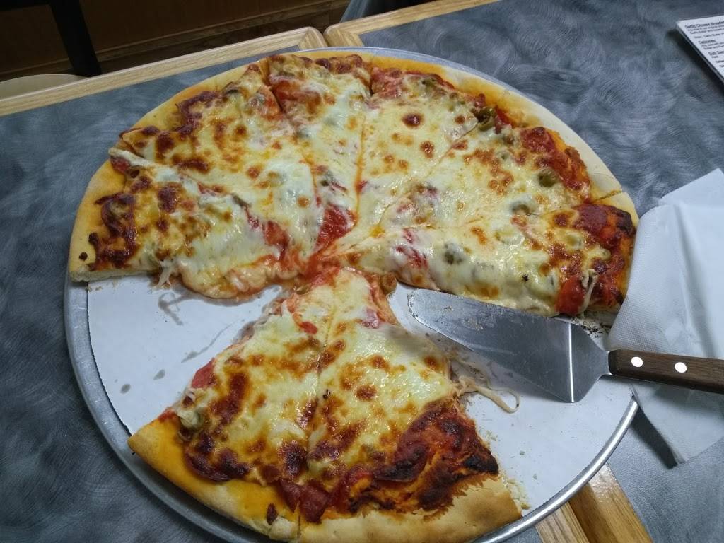 Pennfield Pizza | restaurant | 1432 Capital Ave NE, Battle Creek, MI 49017, USA | 2699649465 OR +1 269-964-9465