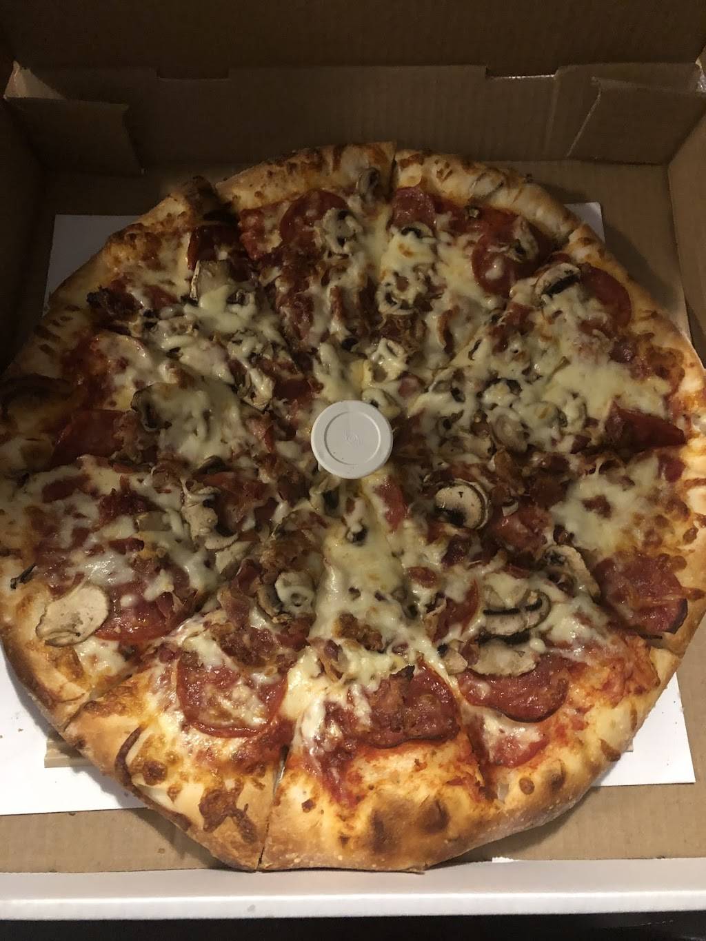 Konstantino Pizzeria | restaurant | 350 Lacroix St #3, Chatham, ON N7M 2W3, Canada | 5193581112 OR +1 519-358-1112