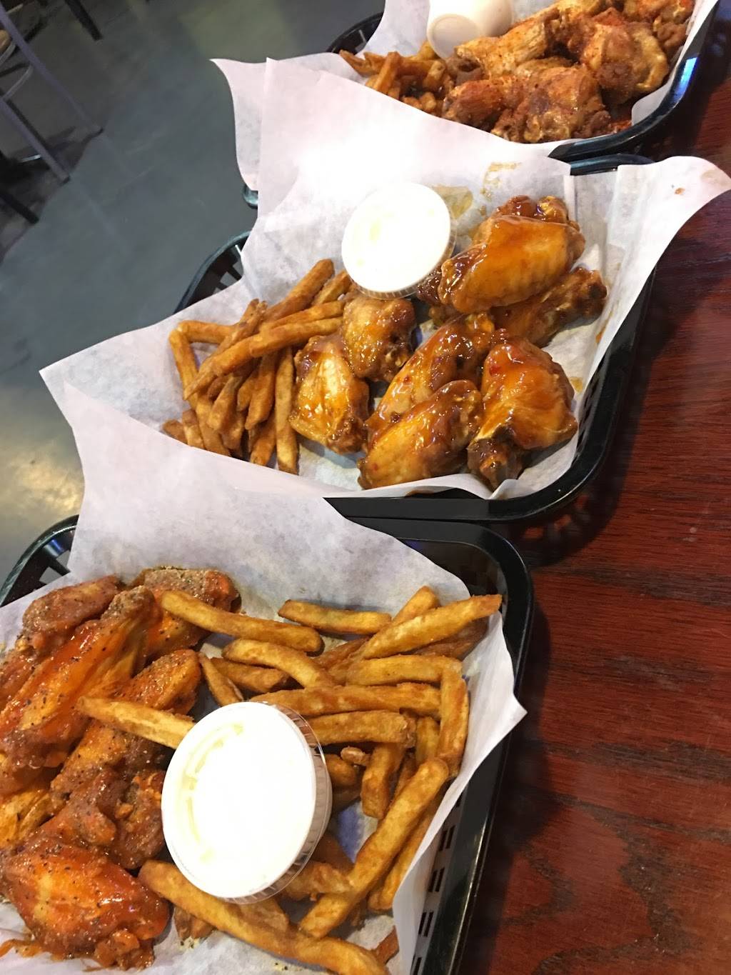 Wicked Wings | restaurant | 615 W Slaughter Ln #108, Austin, TX 78748, USA | 5125208029 OR +1 512-520-8029