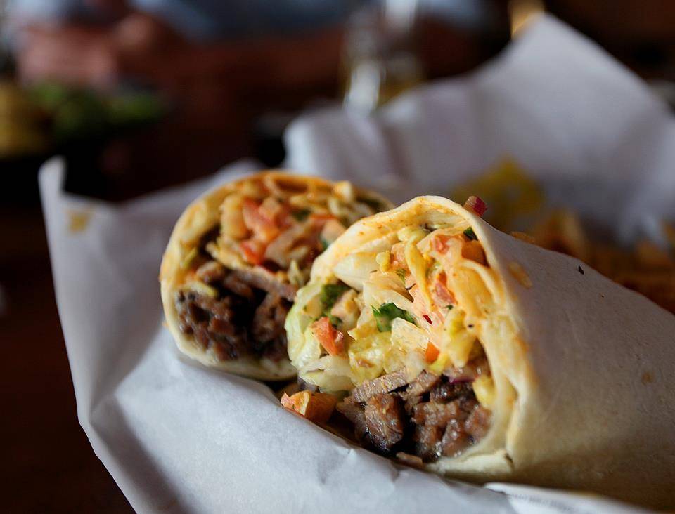 Buffalo Wild Wings | restaurant | 1 Mamaroneck Ave, White Plains, NY 10601, USA | 9143859453 OR +1 914-385-9453