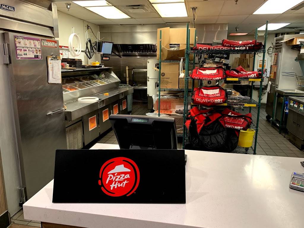 Pizza Hut | restaurant | 4502 Los Coyotes Rd, Long Beach, CA 90815, USA | 5625972900 OR +1 562-597-2900