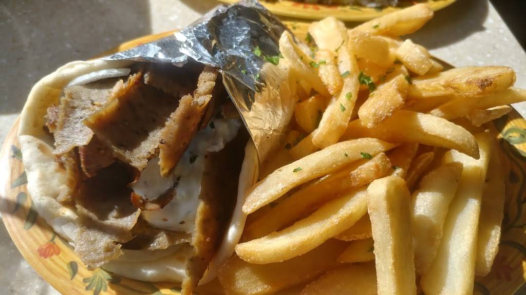 Zekos | restaurant | 3609 E Busch Blvd, Tampa, FL 33604, USA | 8139859356 OR +1 813-985-9356