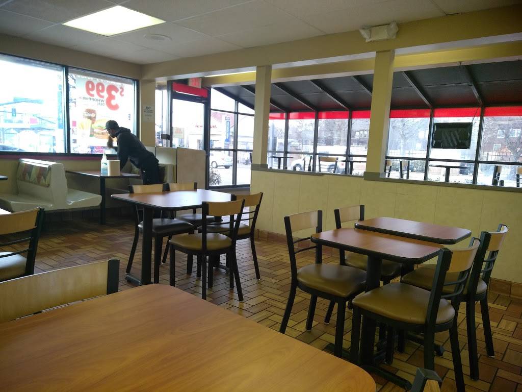 Burger King | restaurant | 1102 E 47th St, Kansas City, MO 64110, USA | 8169311432 OR +1 816-931-1432