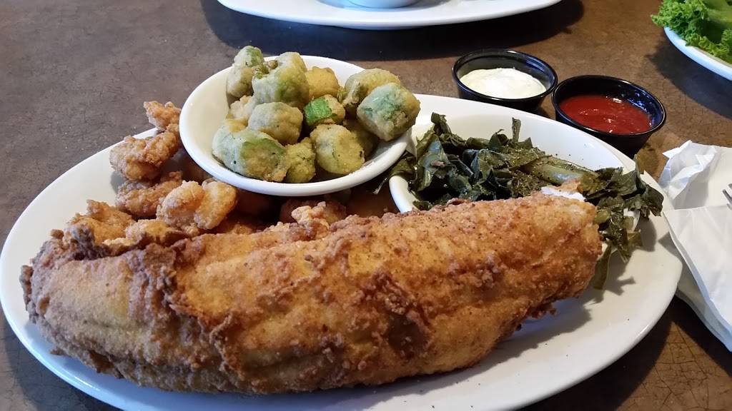 Boathouse Restaurant | restaurant | 6328 Oleander Dr, Wilmington, NC 28403, USA | 9106794224 OR +1 910-679-4224