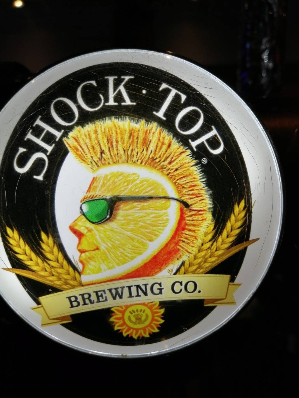 Pub Pare | restaurant | 7505 Boulevard Décarie, Montréal, QC H4P 2G9, Canada | 5147312106 OR +1 514-731-2106