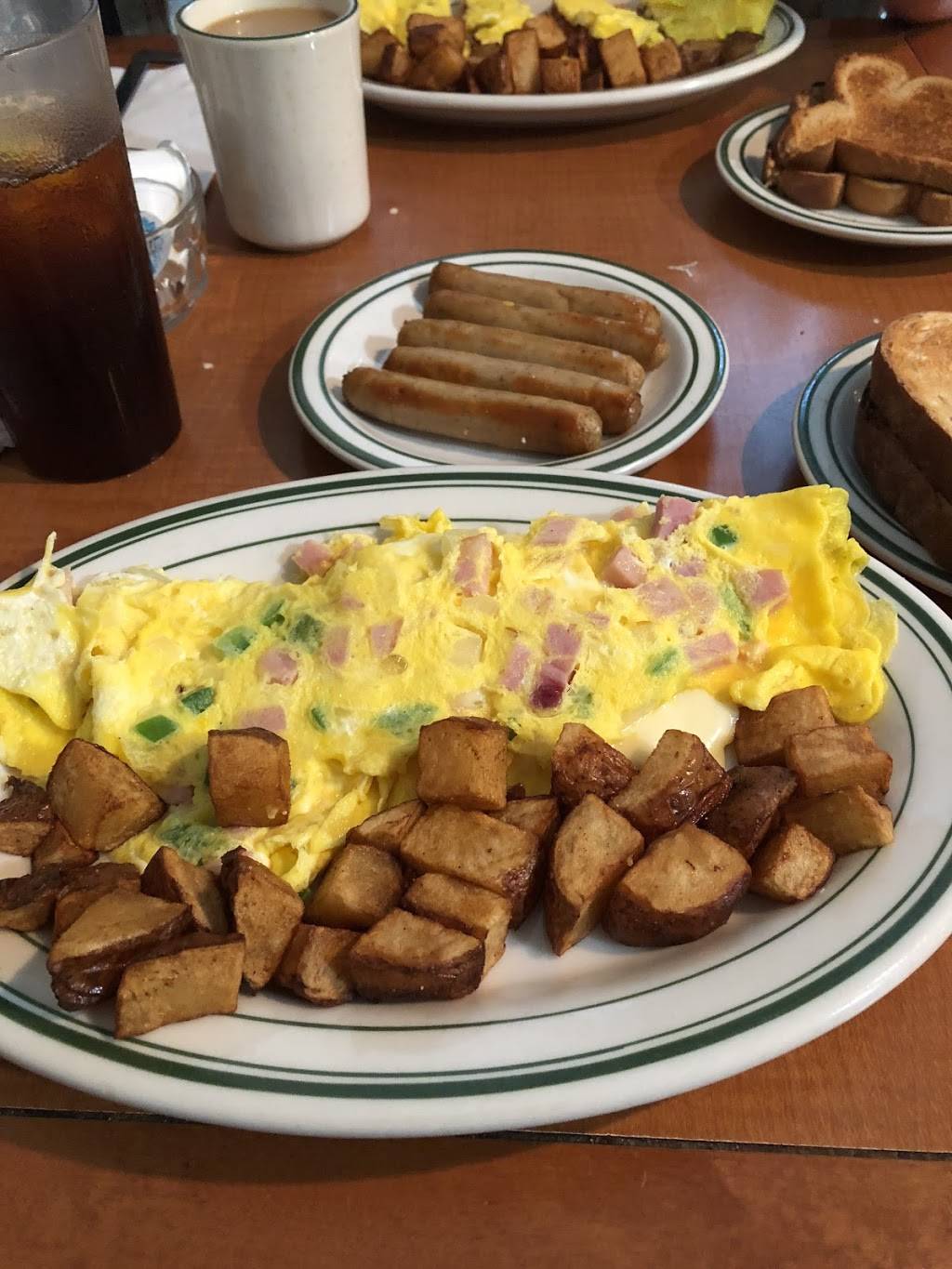 Allenstown Country Diner | restaurant | 85 Allenstown Rd, Suncook, NH 03275, USA | 6032102191 OR +1 603-210-2191