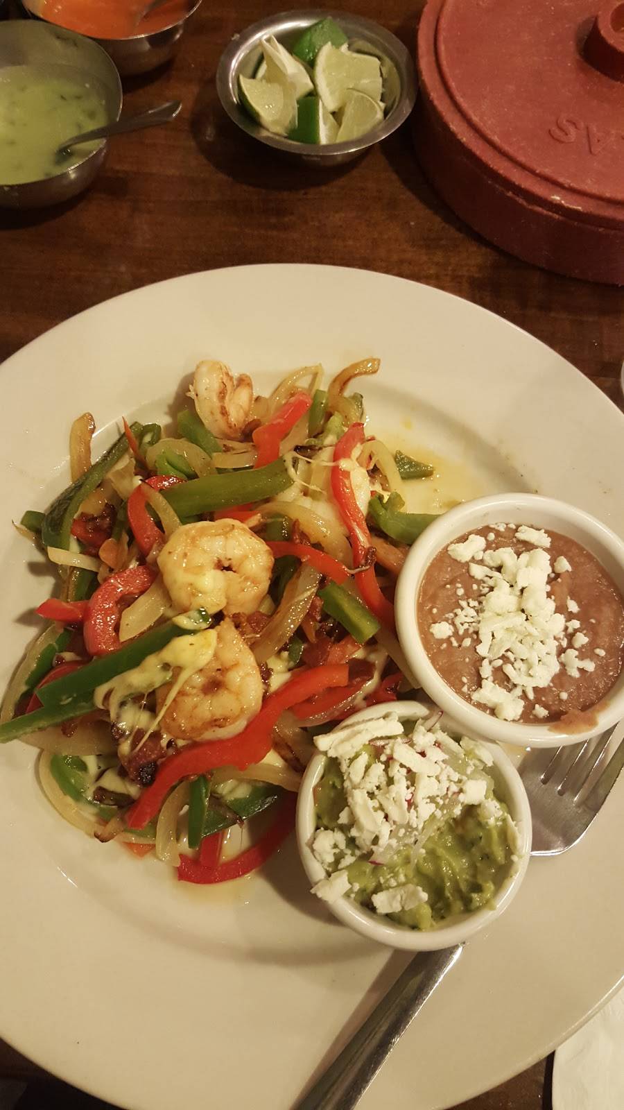 La Lagartija Taqueria | restaurant | 132 S Ashland Ave, Chicago, IL 60607, USA | 3127337772 OR +1 312-733-7772