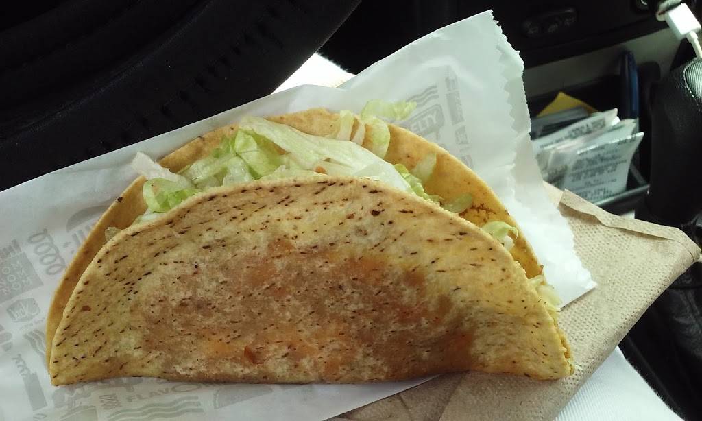 Jack in the Box | restaurant | 3811 Live Oak St, Dallas, TX 75204, USA | 2148262470 OR +1 214-826-2470