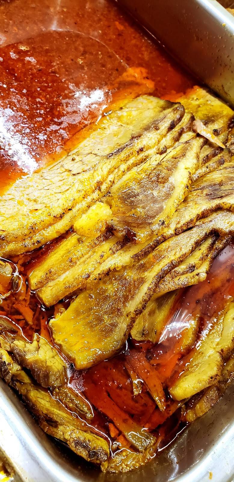 Greenfelds | meal takeaway | 128 Lee Ave, Brooklyn, NY 11211, USA | 7188523900 OR +1 718-852-3900