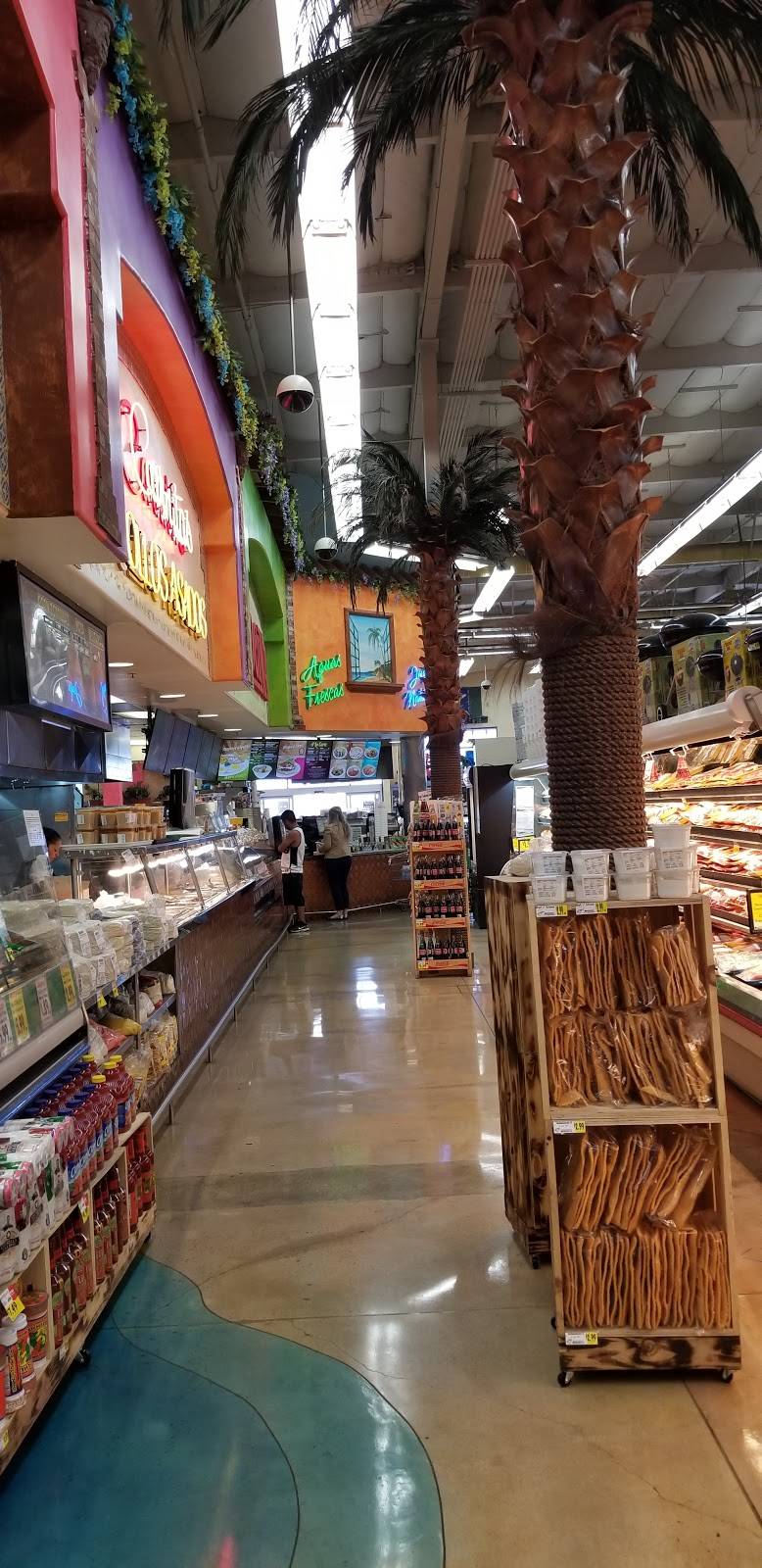 Vallarta Supermarkets | bakery | 1050 S A St, Oxnard, CA 93030, USA | 8052401400 OR +1 805-240-1400