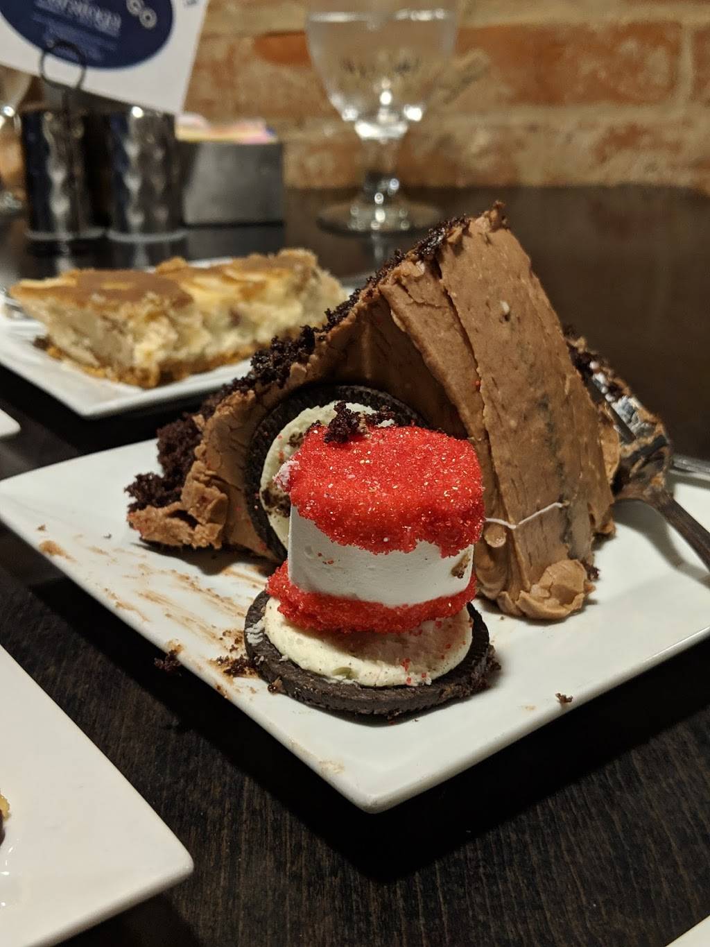 Saratoga Restaurant | restaurant | 431 Wabash Ave, Terre Haute, IN 47807, USA | 8122341161 OR +1 812-234-1161